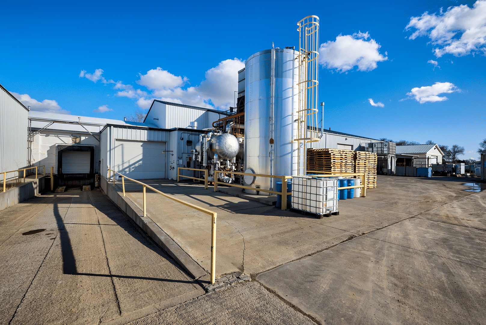 Idaho Natural and Organic Foods is a Leaseback Industrial office and warehouse building east of Boise in Mountain Home, Idaho